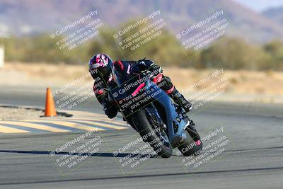 media/Jan-09-2022-SoCal Trackdays (Sun) [[2b1fec8404]]/Turn 14 (10am)/